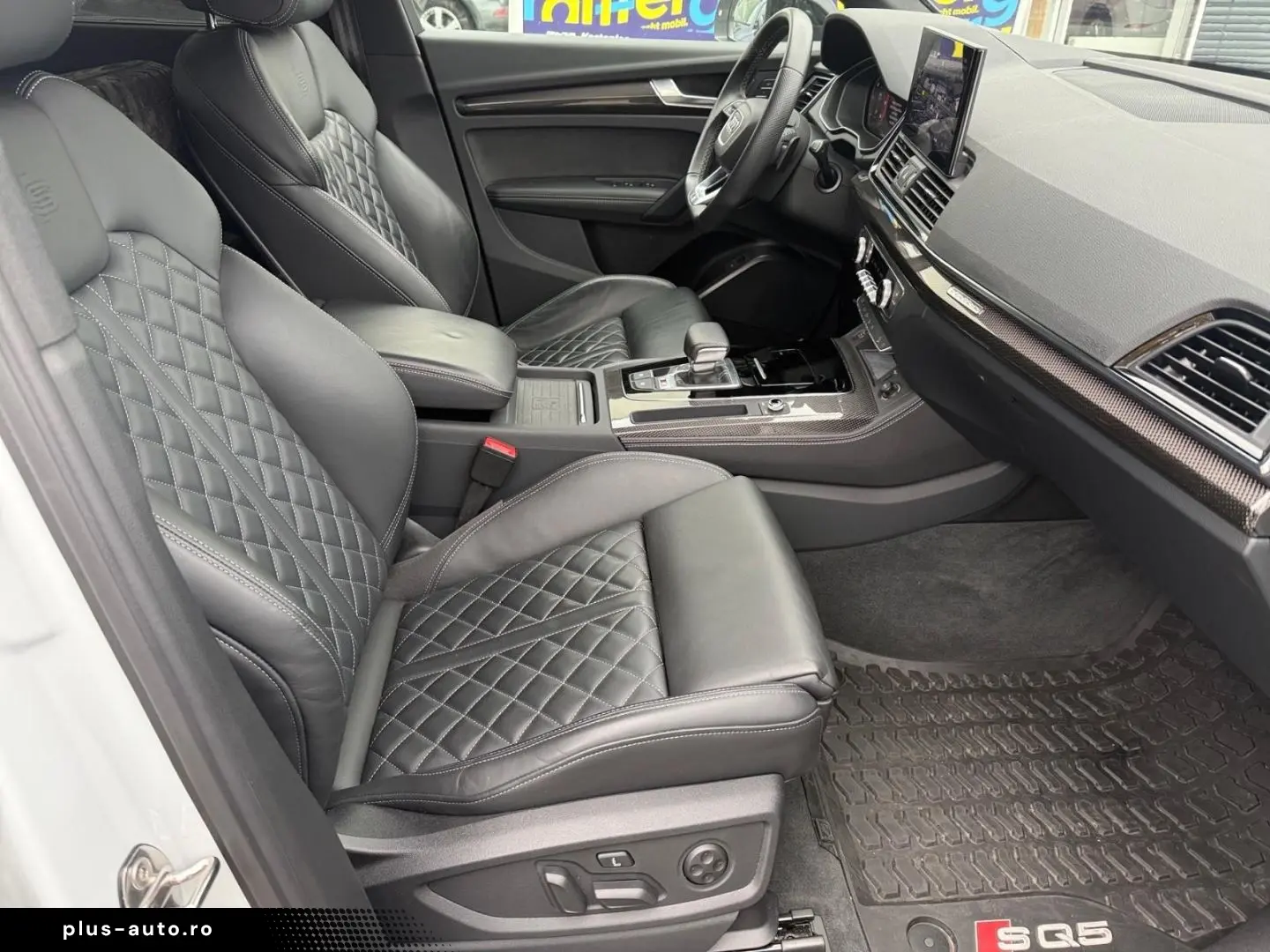 AUDI SQ5 Sportback MATRIX OLED HEAD STANDHEI CARBON