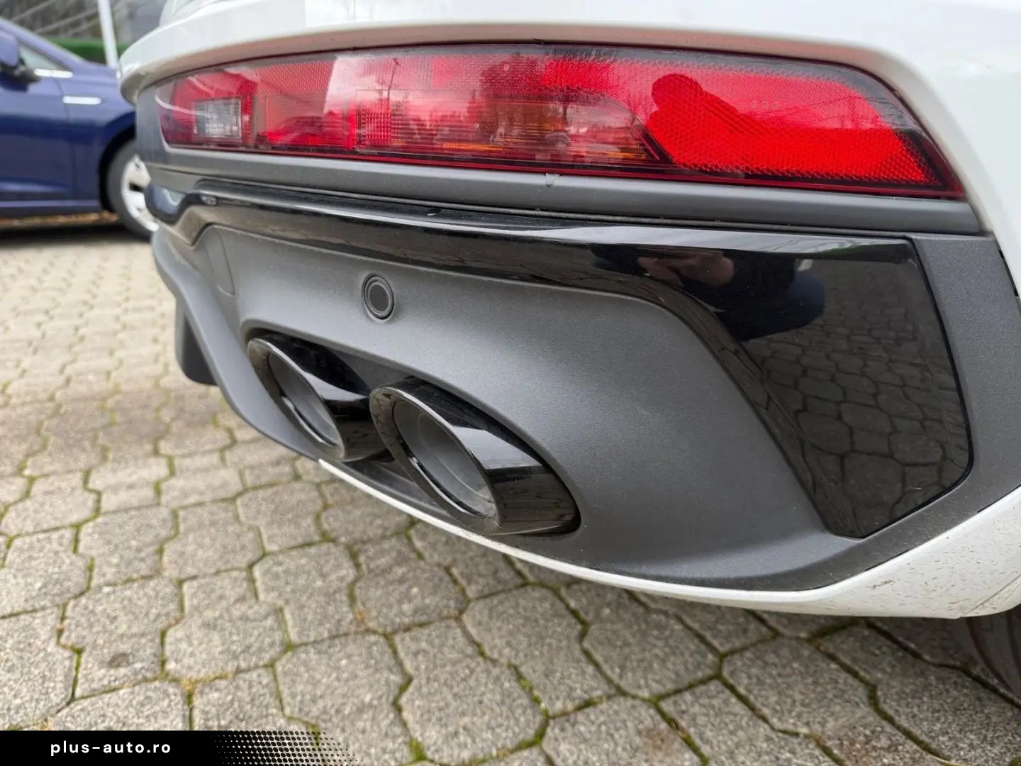 AUDI SQ5 Sportback MATRIX OLED HEAD STANDHEI CARBON