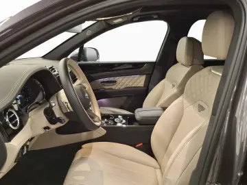 BENTLEY Bentayga V8 Azure