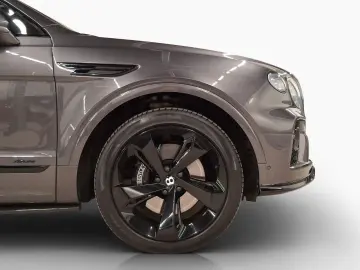 BENTLEY Bentayga V8 Azure