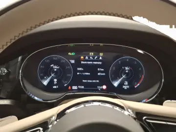 BENTLEY Bentayga V8 Azure
