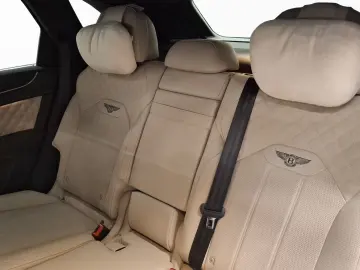 BENTLEY Bentayga V8 Azure