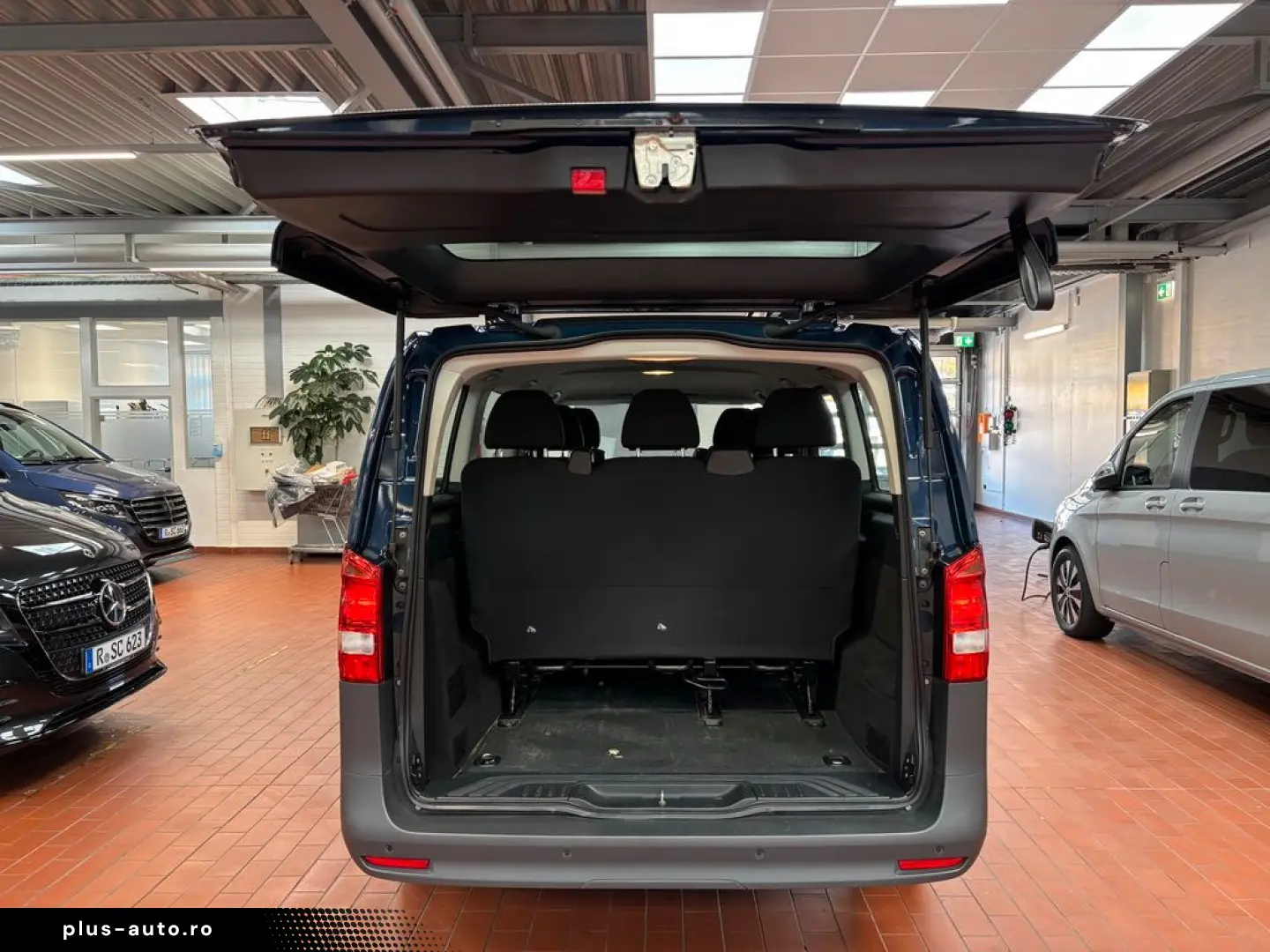 MERCEDES-BENZ Vito 114 CDI Tourer