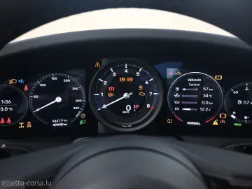 PORSCHE 992.1 Carrera 4S Mwst. SportAGA LED Mwst. Servo