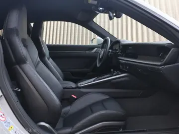 PORSCHE 992.1 Carrera 4S Mwst. SportAGA LED Mwst. Servo