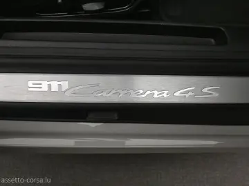 PORSCHE 992.1 Carrera 4S Mwst. SportAGA LED Mwst. Servo