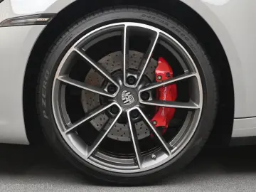 PORSCHE 992.1 Carrera 4S Mwst. SportAGA LED Mwst. Servo