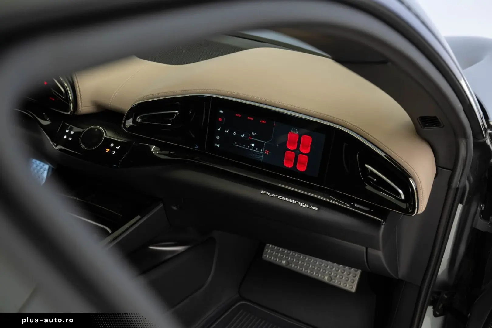 FERRARI Purosangue 6.5 V12 Pano  Lift  Burmester  Xpell