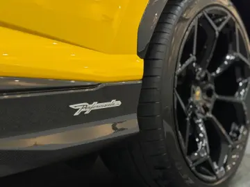 LAMBORGHINI Urus Performante  Neuwagen  20% MwSt. ausweisbar