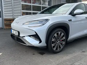 BYD Sealion 7 Design AWD Dynadio Panorama Carplay