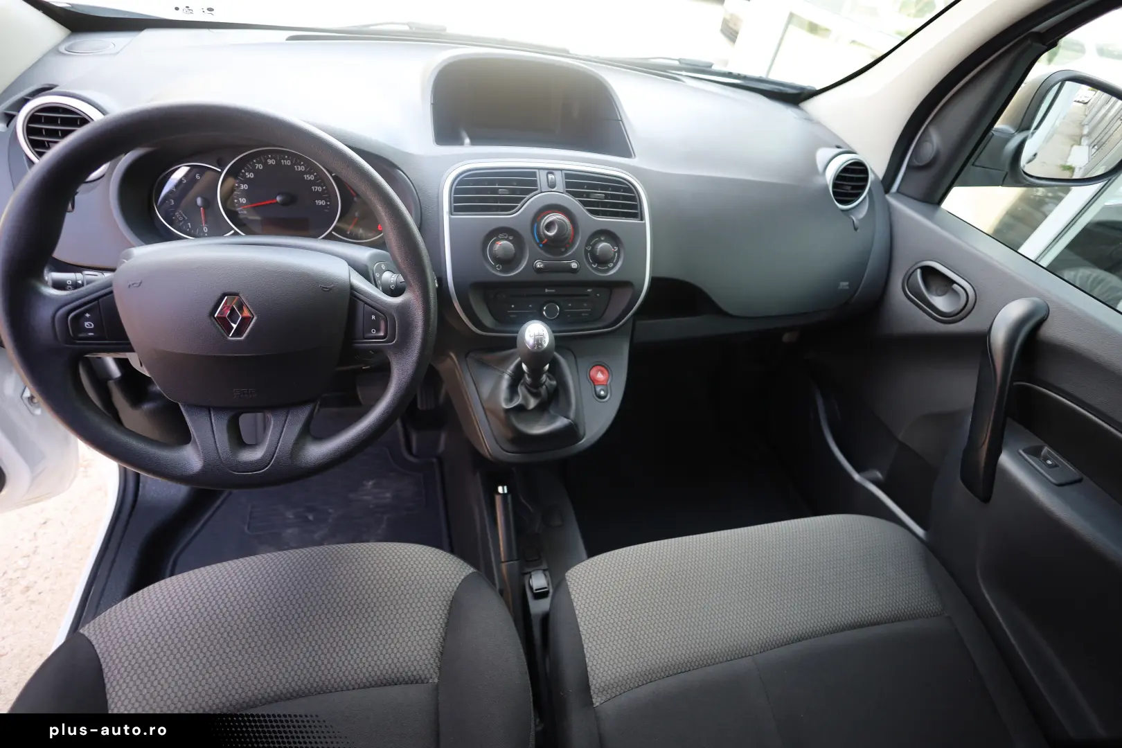 Renault Kangoo Maxi 3 locuri 1.5 dCi 95cp