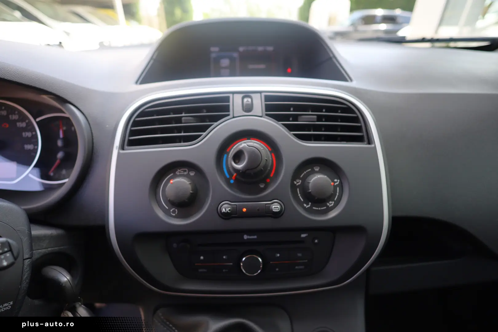 Renault Kangoo Maxi 3 locuri 1.5 dCi 95cp