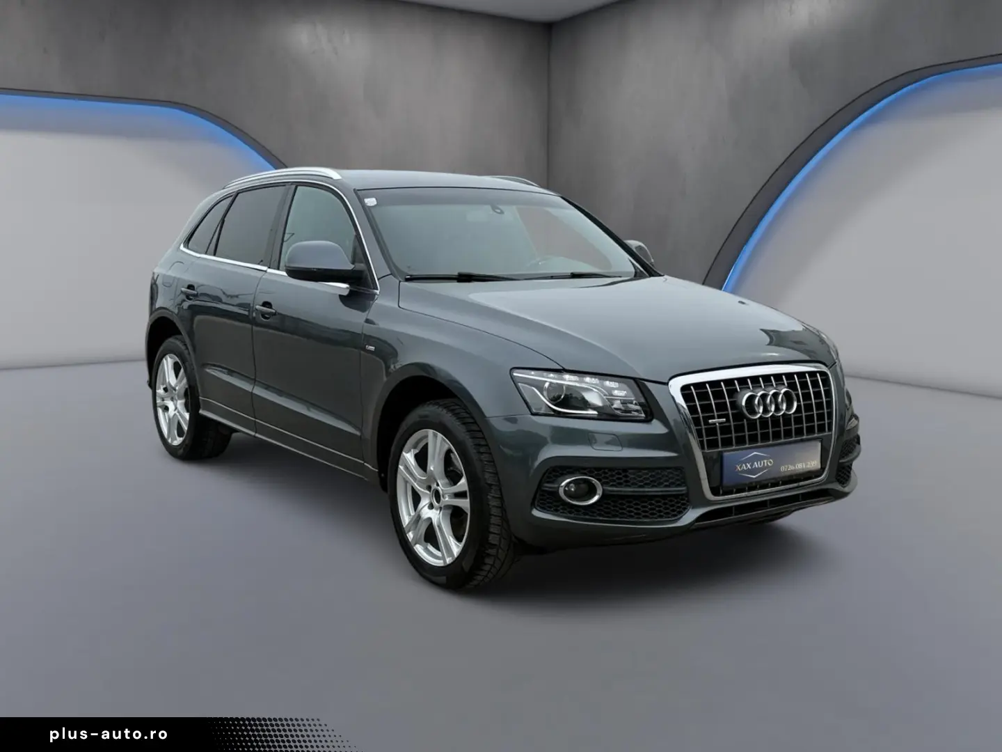 AUDI Q5 2.0i    S-LINE    4X4