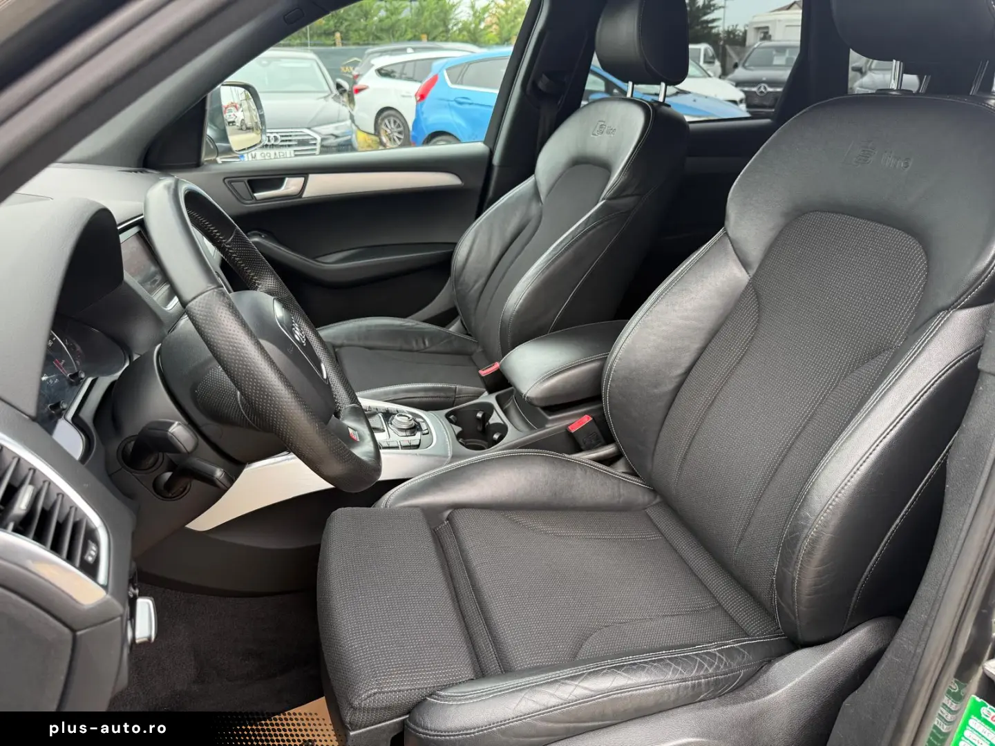 AUDI Q5 2.0i    S-LINE    4X4
