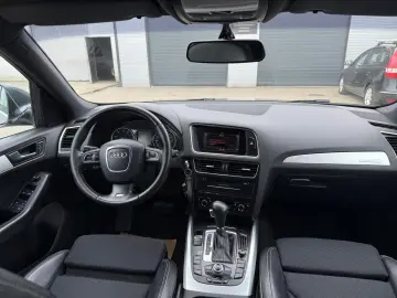 AUDI Q5 2.0i    S-LINE    4X4