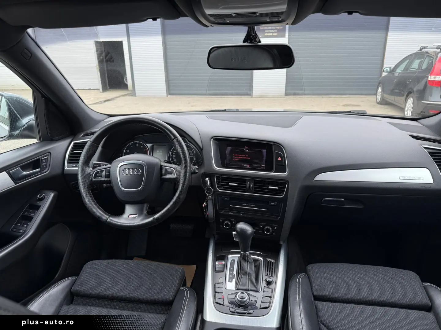 AUDI Q5 2.0i    S-LINE    4X4