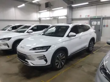 BYD Seal U DM-i 1.5 PHEV DESIGN AWD