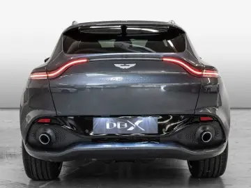 ASTON MARTIN DBX Magnetic Silver Onyx Black