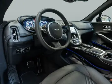 ASTON MARTIN DBX Jet Black Onyx Black