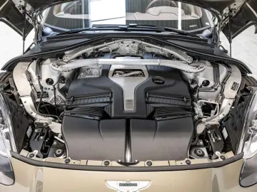 ASTON MARTIN DBX Titanium Grey Havana Tan