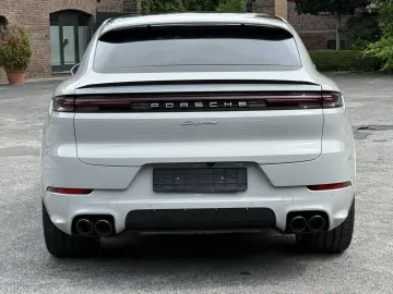 PORSCHE Cayenne E-Hybrid  Coupe KREIDE-BEIGE SPORTDESIGN