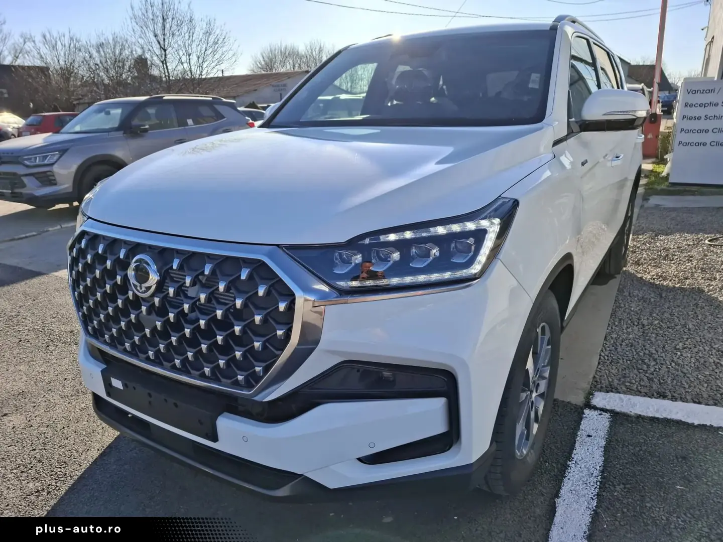Kg-Mobility Rexton