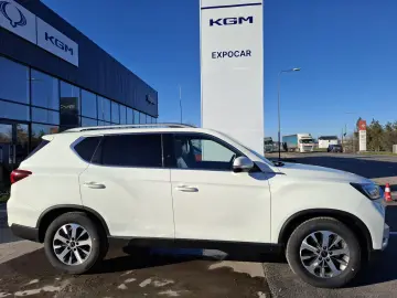 Kg-Mobility Rexton