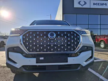 Kg-Mobility Rexton