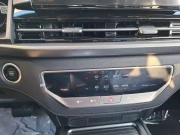 Kg-Mobility Rexton