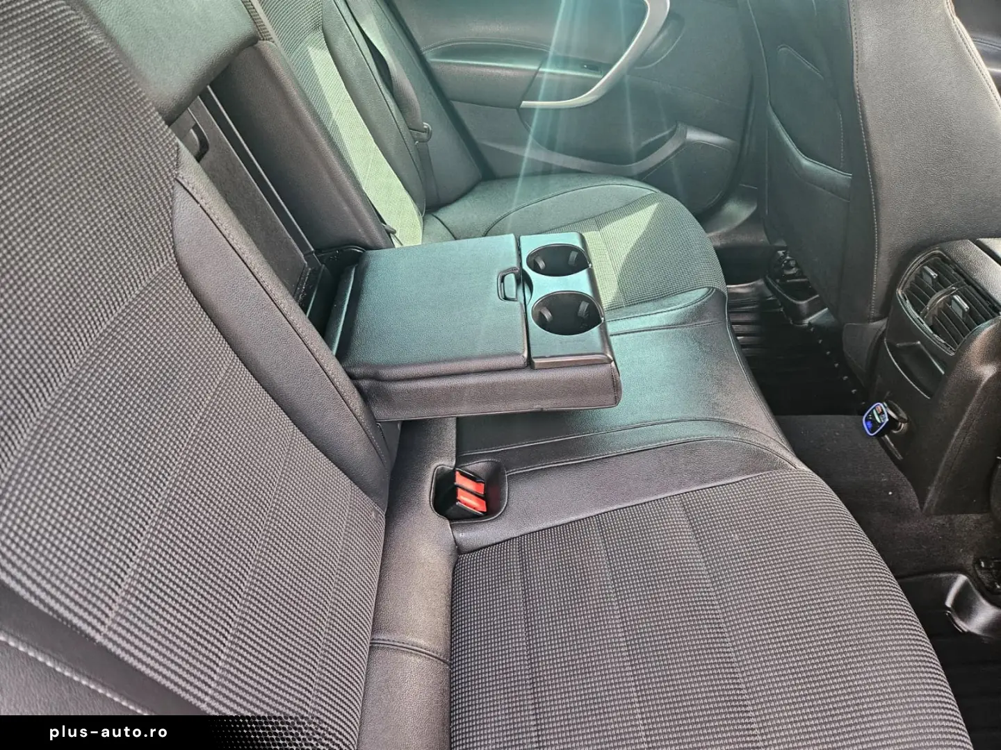 Opel Insignia  al doilea propietar