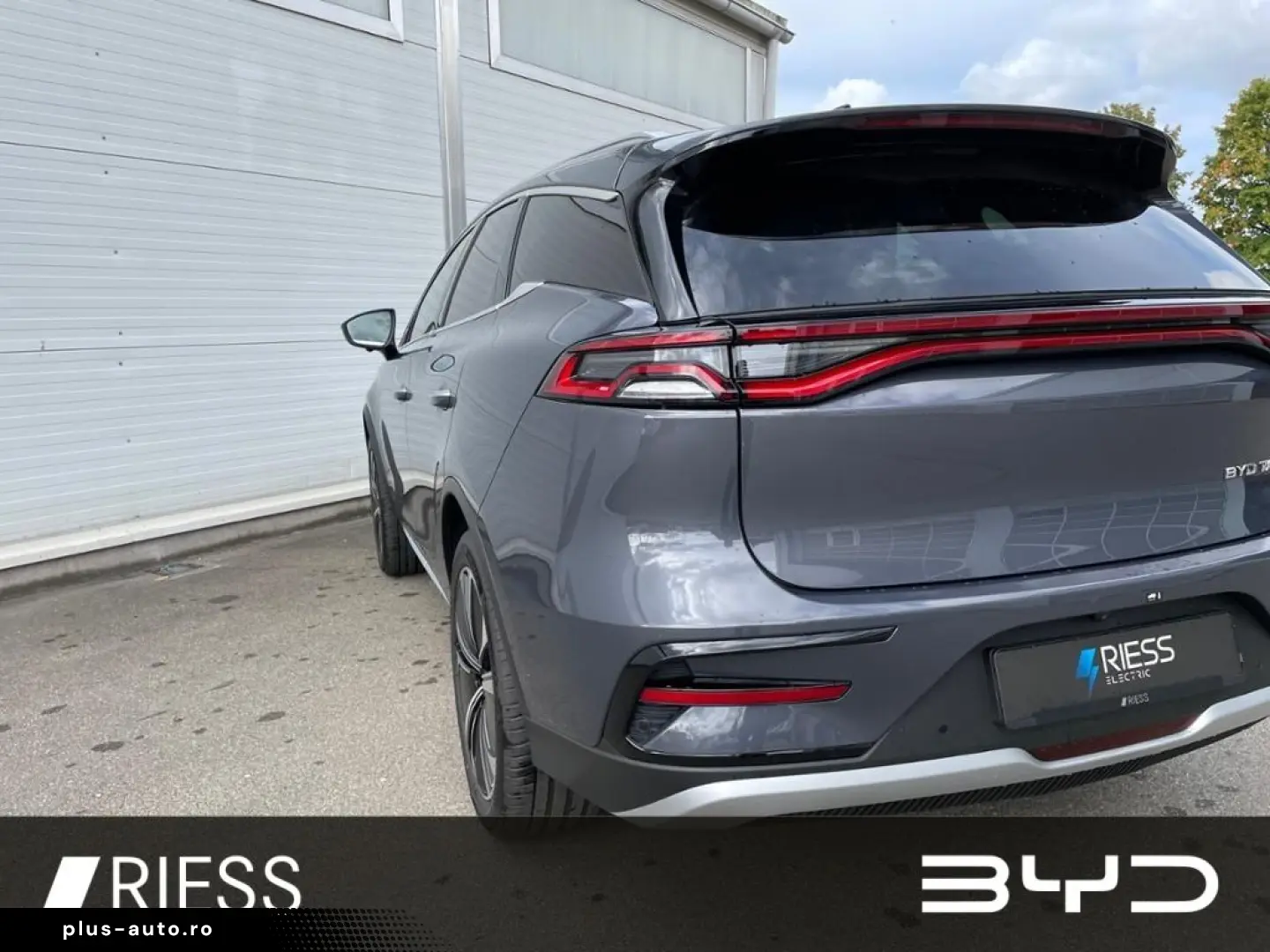BYD TANG 2024
