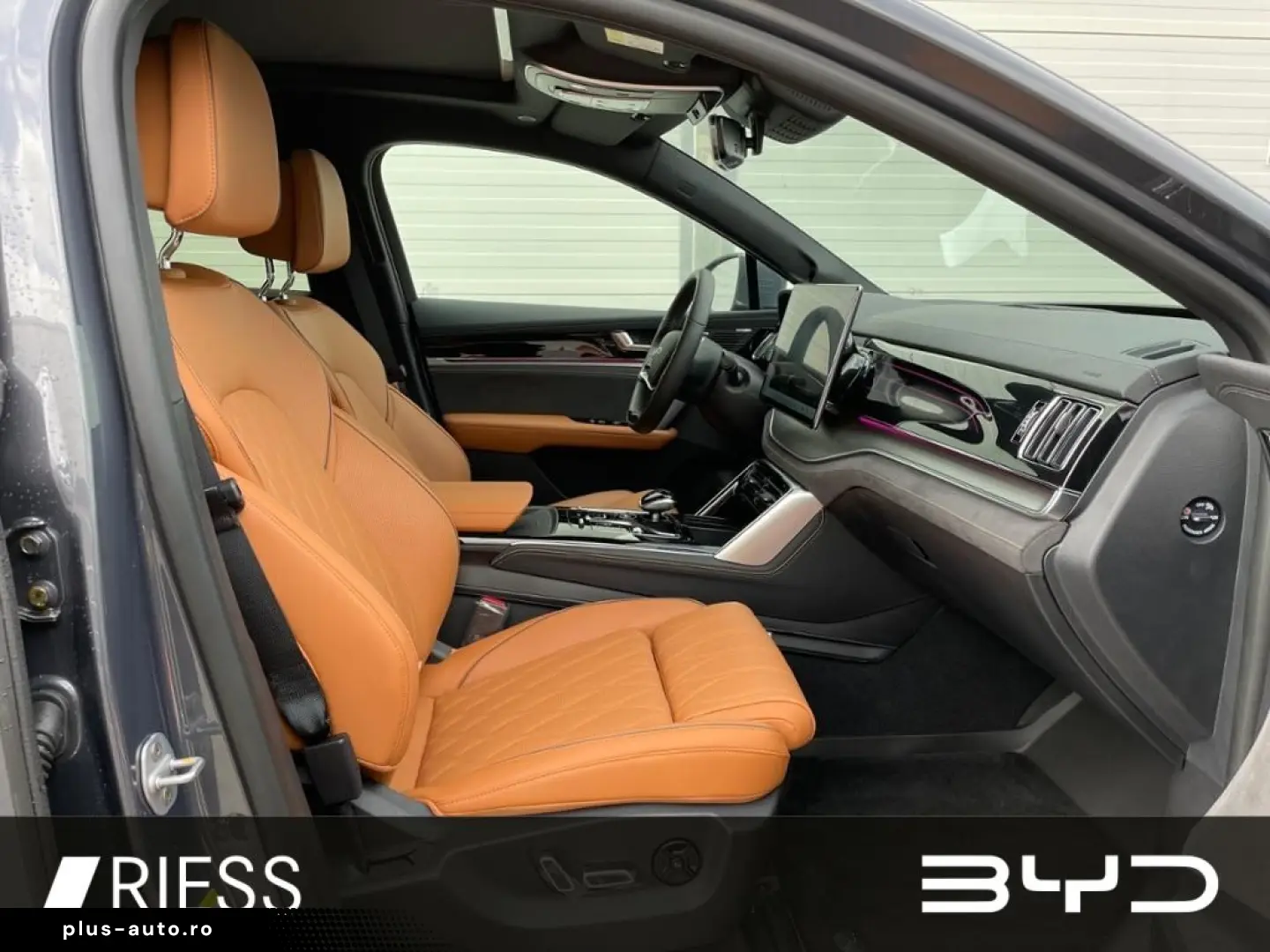 BYD TANG 2024