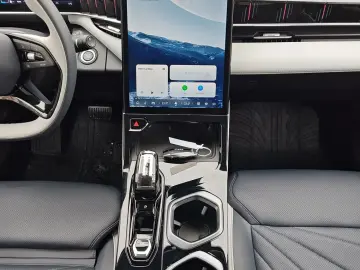 Geely Starray