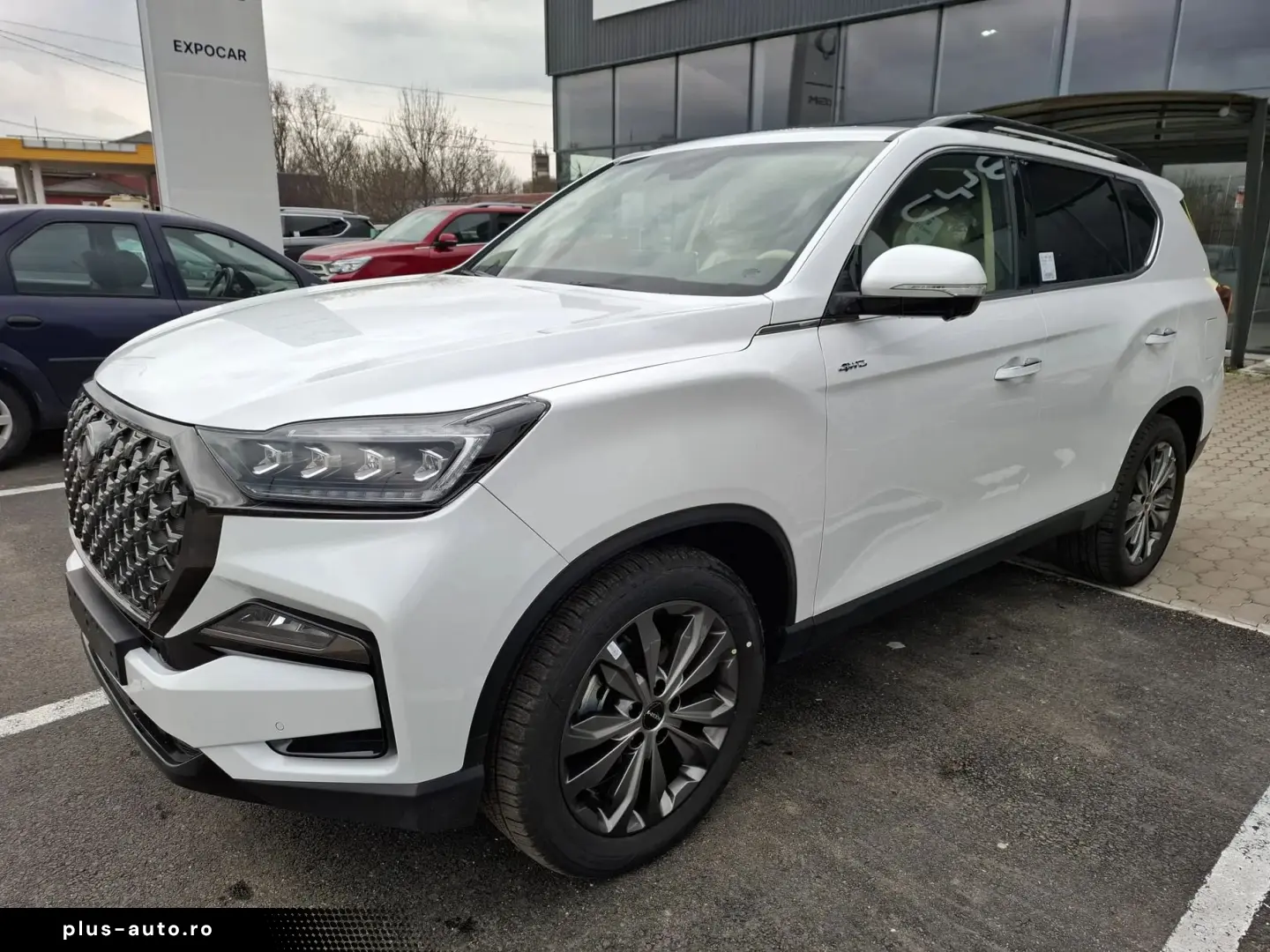 Kg-Mobility Rexton