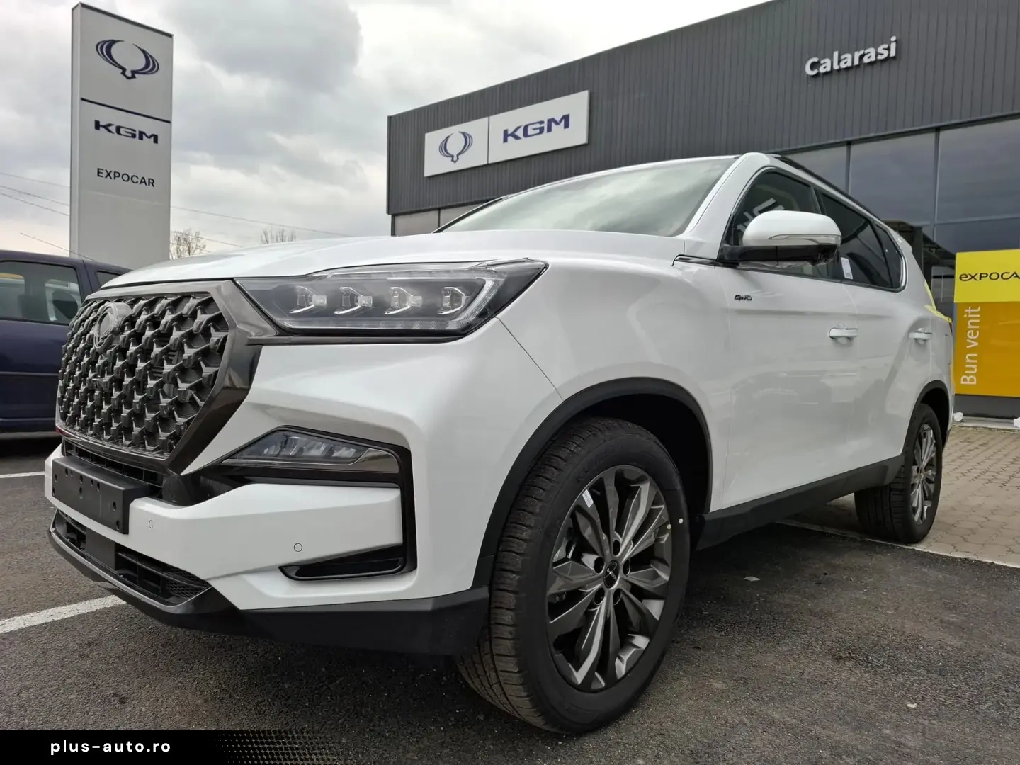 Kg-Mobility Rexton