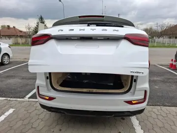 Kg-Mobility Rexton