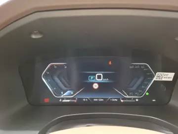 Kg-Mobility Rexton