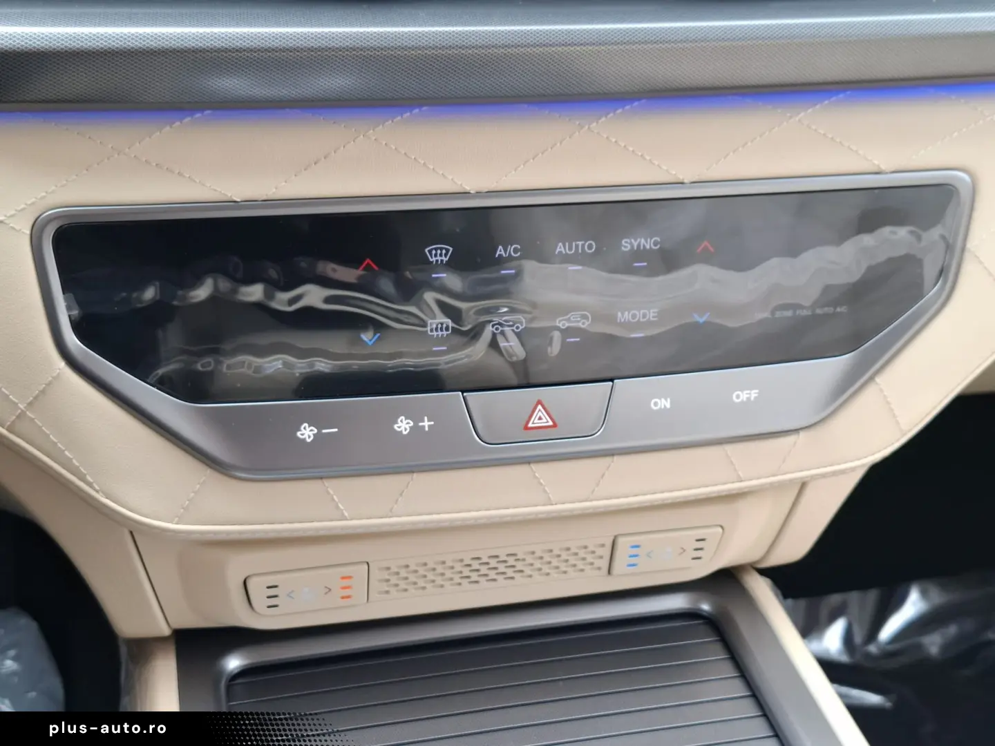 Kg-Mobility Rexton