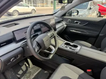 Chery Tiggo-8