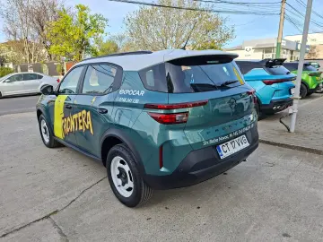 Opel FRONTERA hybrid 145CP