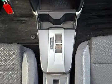 Opel FRONTERA hybrid 145CP