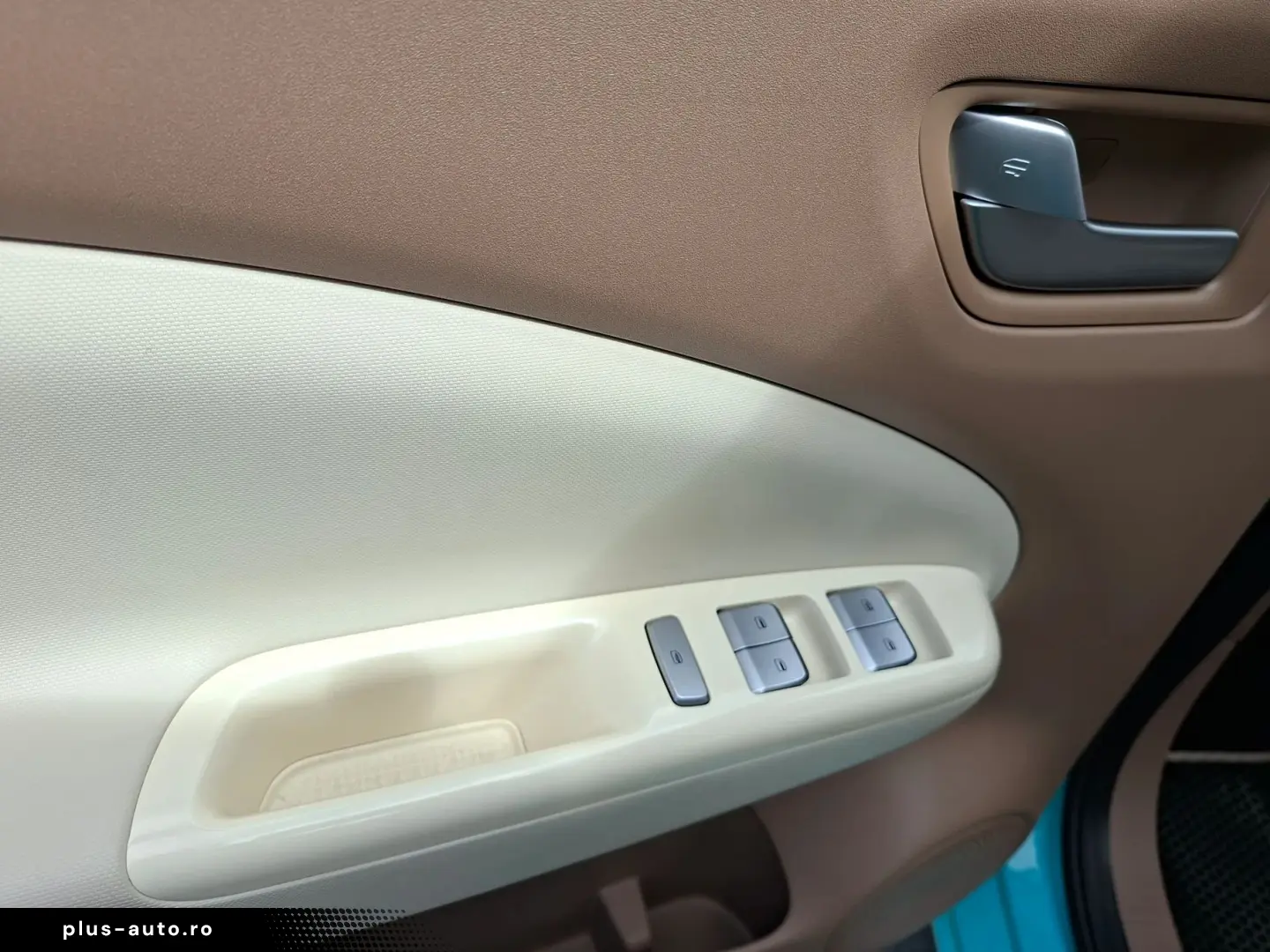 ALLVIEW 4CITY vehicul 100% electric cu 205 KM AUTONOMIE