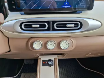 ALLVIEW 4CITY vehicul 100% electric cu 205 KM AUTONOMIE