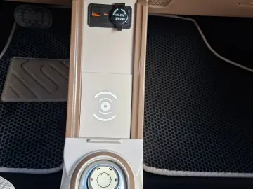 ALLVIEW 4CITY vehicul 100% electric cu 205 KM AUTONOMIE