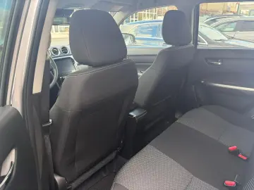 Suzuki Vitara 1.5 HEV ( strong hybrid ) Passion