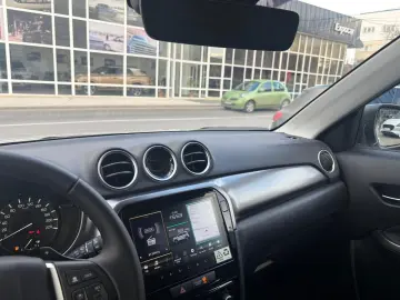 Suzuki Vitara 1.5 HEV ( strong hybrid ) Passion