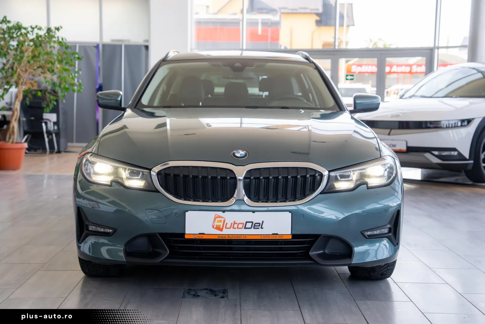 BMW Seria 3 320 xDRIVE
