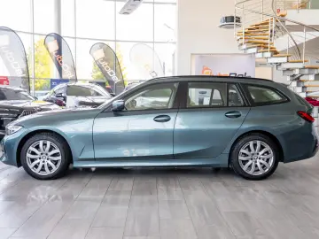 BMW Seria 3 320 xDRIVE