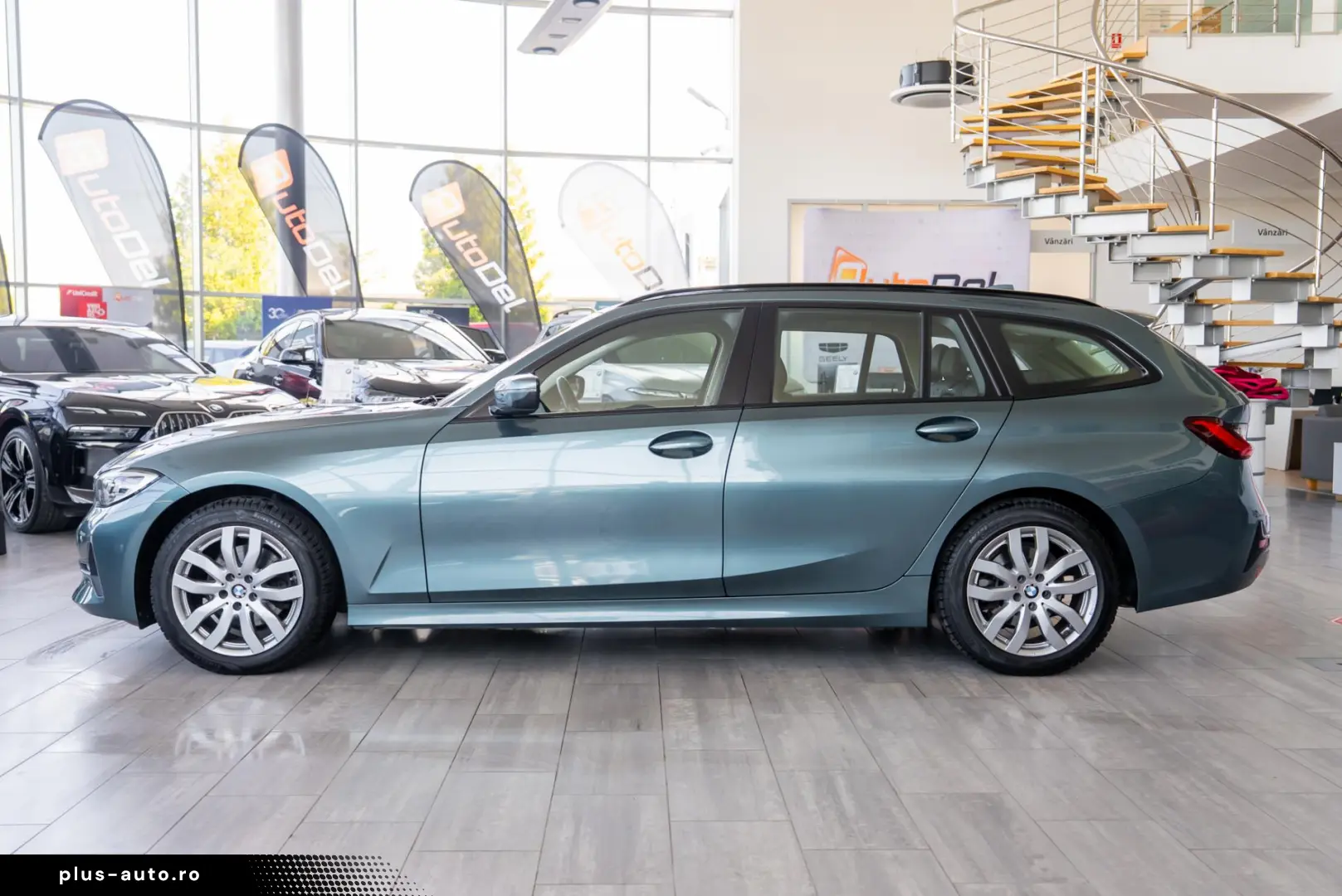 BMW Seria 3 320 xDRIVE