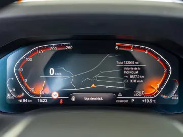 BMW Seria 3 320 xDRIVE